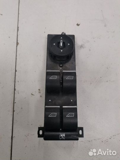 Блок управления стеклоподъемниками передний левый