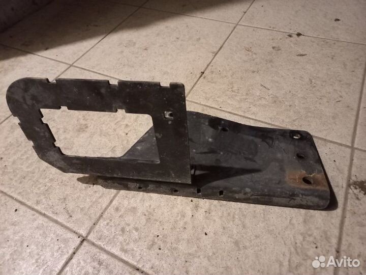 Кронштейн насоса AdBlue Камаз 5490 2018