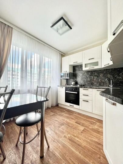 3-к. квартира, 67,6 м², 6/9 эт.