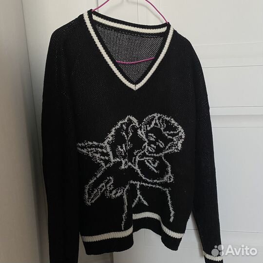 Свитер