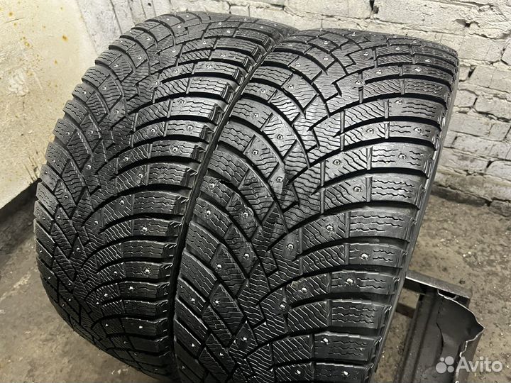 Pirelli Scorpion Ice Zero 2 275/45 R21