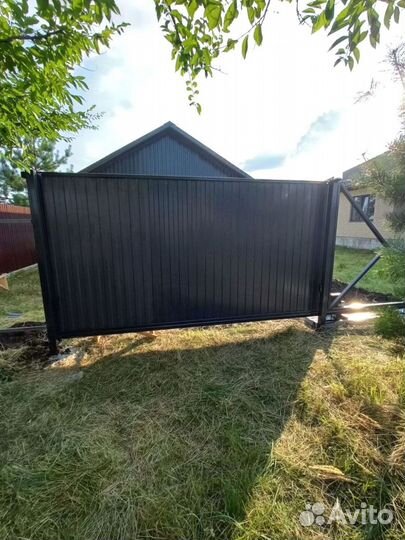 Секционные ворота