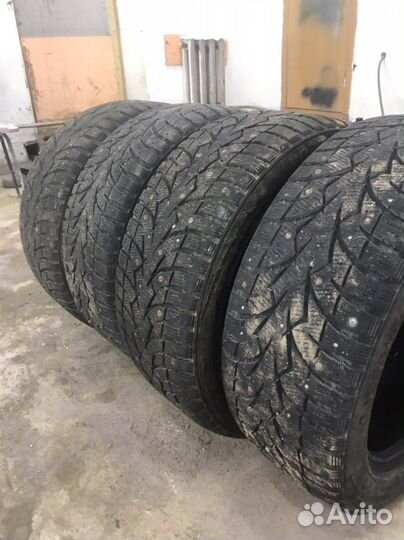 Toyo Observe G3-Ice 215/50 R17 91T