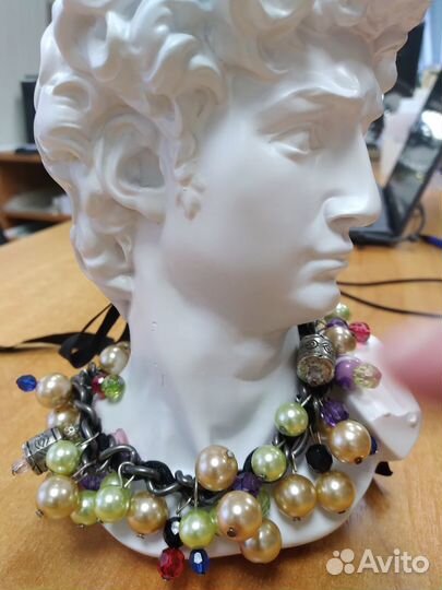 Украшение на шею