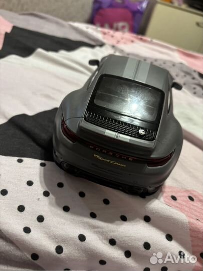 Машинка на пульте управления