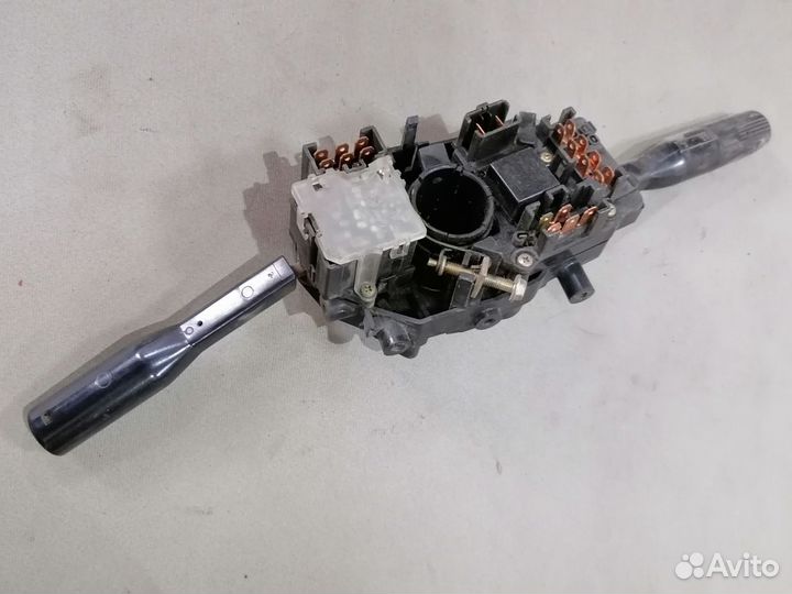 Стрекоза/ подрулевой переключатель Мазда 323 1985