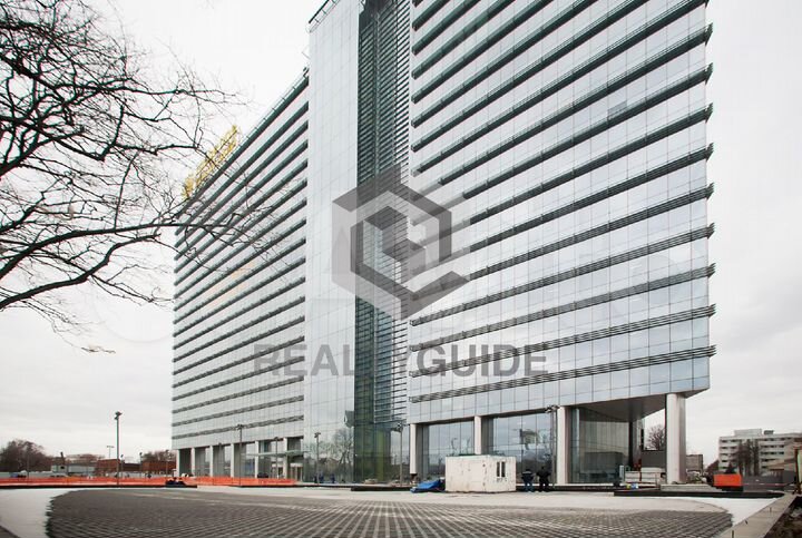 1829 м2 Бизнес-центр 