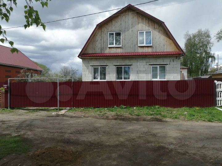 Дом 100 м² на участке 5 сот.