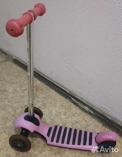 Самокат детский трехколесный