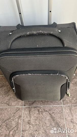 Чемодан на колесах