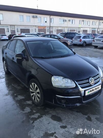 Volkswagen Jetta 1.6 AT, 2009, 180 100 км