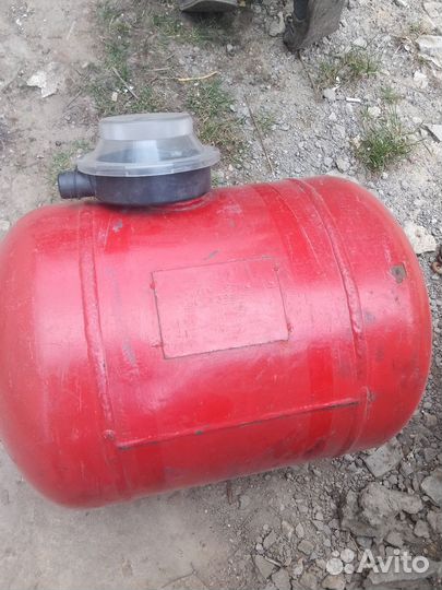 Автомобильный газовый баллон