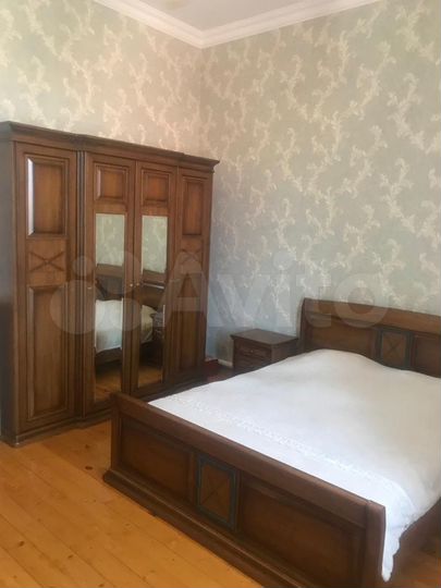 Дом 300 м² на участке 6 сот.