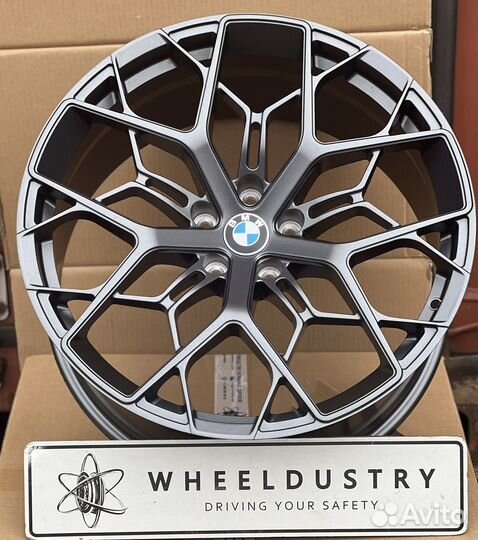 Кованые диски R20 BMW X5 G05 наличие