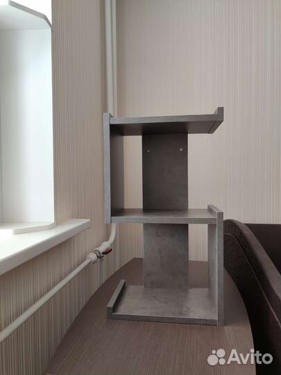 Полка настенная навесная, два уровня . Торг