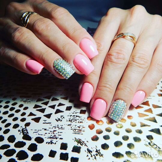 Наращивание ногтей, шеллак, маникюр, педикюр