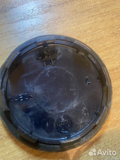 Продам оригинальные колпачки Kia