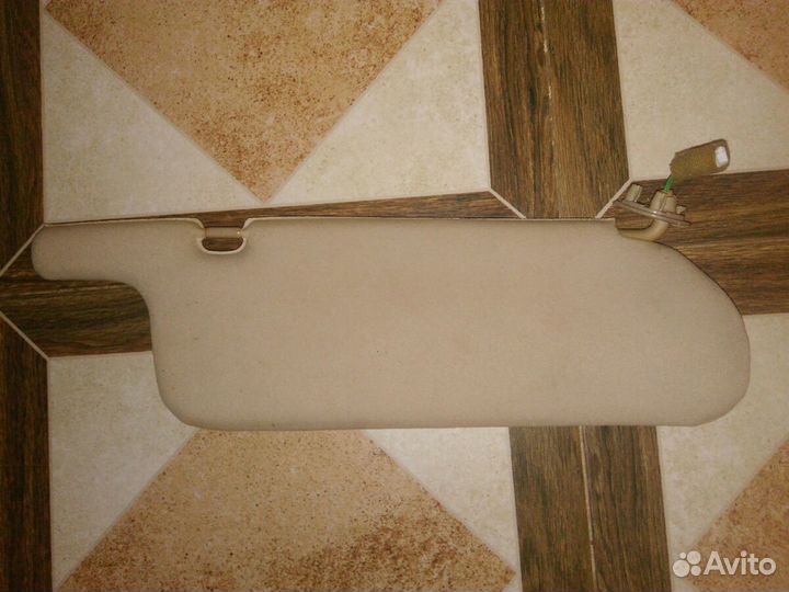 Козырек солнцезащитный Тойота Креста X90