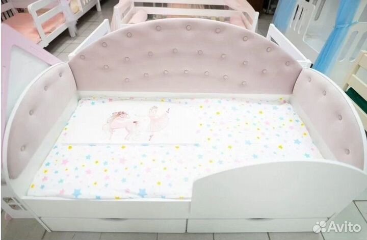 Кровать софа 10.1 с мягкими спинками