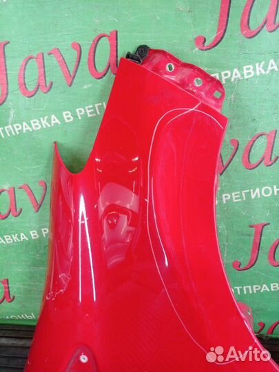 Крыло переднее правое Toyota Vitz NSP130 1NR-FE