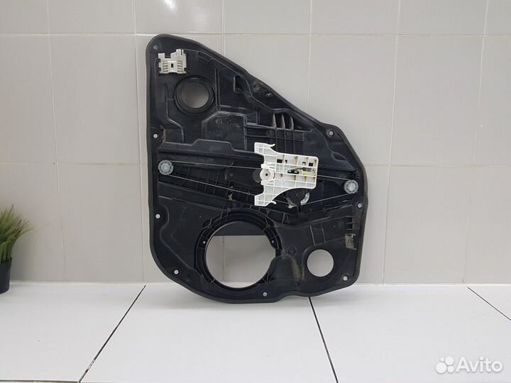 Стеклоподъемник задней левой двери (Kia Ceed III)