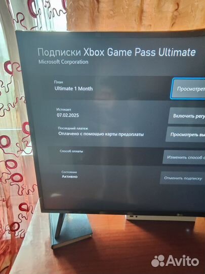 Xbox series s 2 геймпада + игры