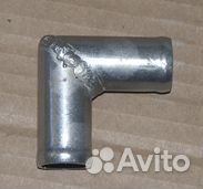 Штуцер под шланг д.20*20 (угловой)