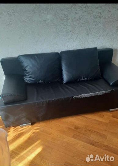 Перетяжка мягкой мебели