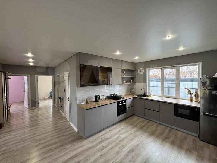 Коттедж 102,5 м² на участке 8,4 сот.