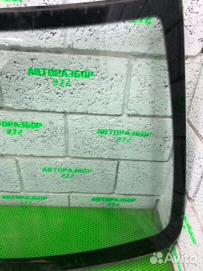 Стекло лобовое Renault Logan седан K7JA710 2011