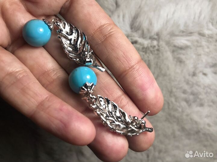 Серьги листочки листья камни под бирюзу
