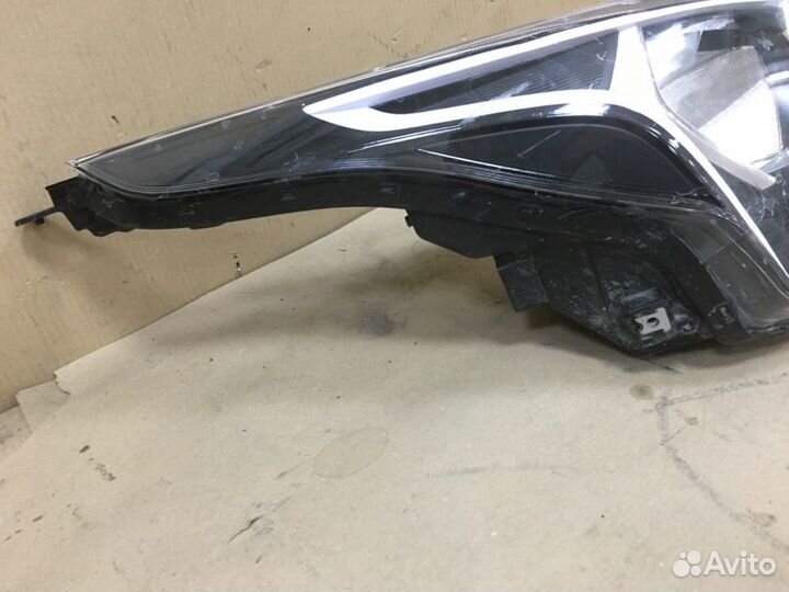 Фара передняя правая Kia Rio 4 FB 2020-Н.в