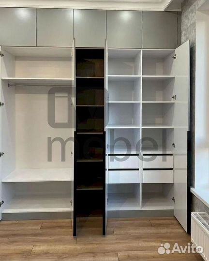 Шкаф стенка