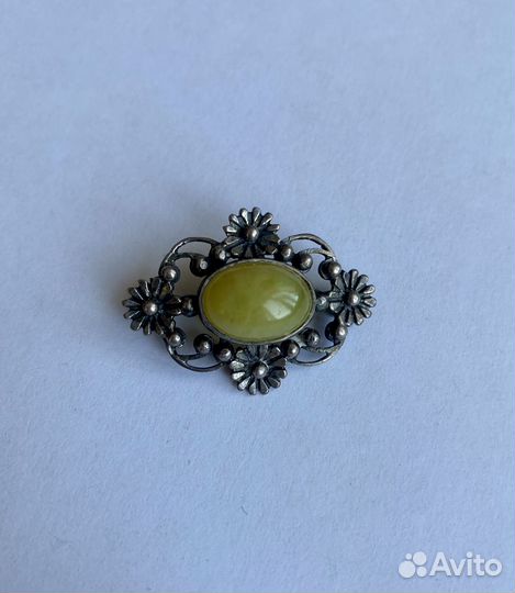 Антикварная серебряная брошка