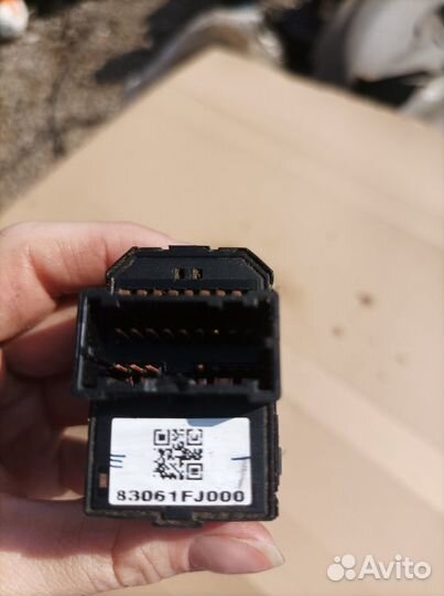 Блок управления зеркалами Subaru Impreza XV