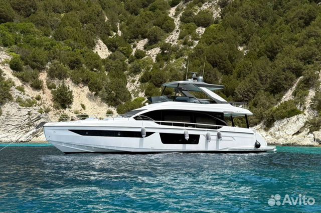 Моторная яхта Azimut 68 Flybridge, Сплит
