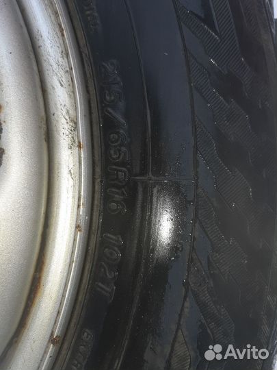 Yokohama Ice Guard IG55 215/65 R16