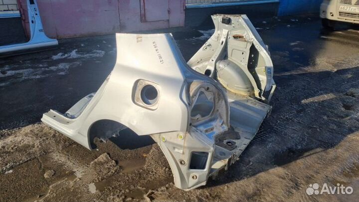 Крыло заднее левое Toyota Corolla Runx NZE121