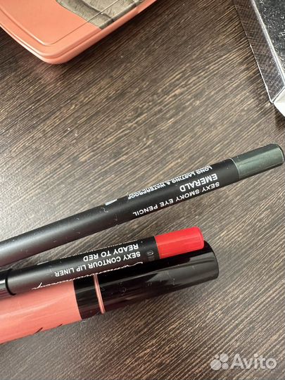 Блеск, карандаш для губ и глаз romanovamake up red