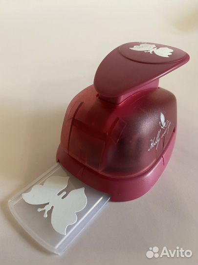 Фигурный дырокол Бабочка 1,5