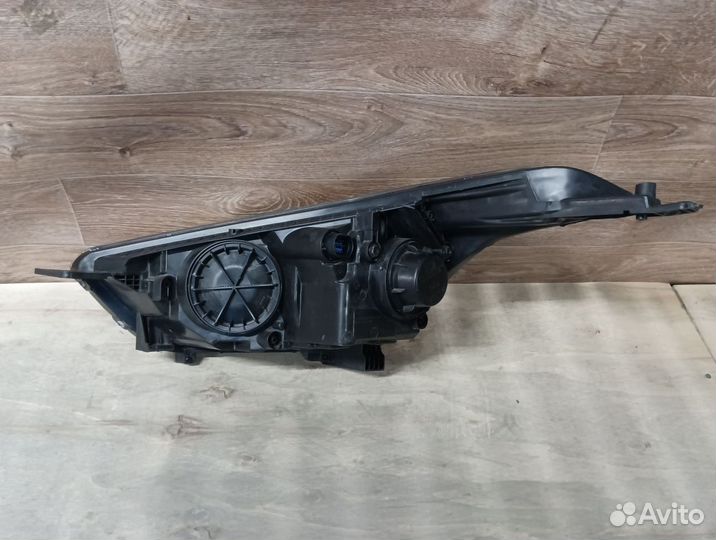 Фара правая Hyundai Creta 1