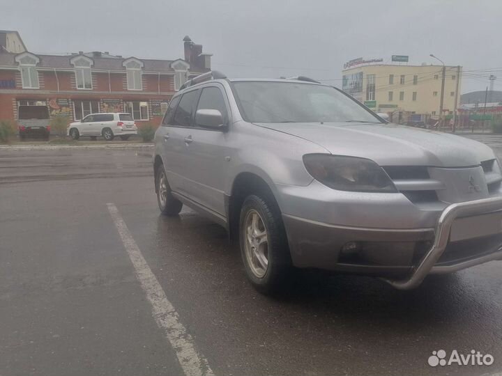 Mitsubishi Outlander 2.4 AT, 2004, 200 000 км