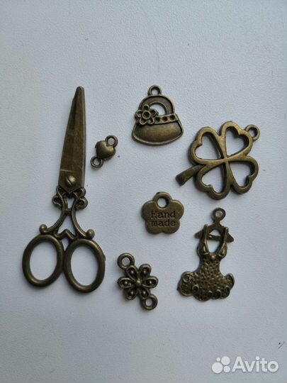 Украшения для одежды