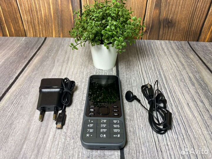Телефон Nokia 6300 кнопочный