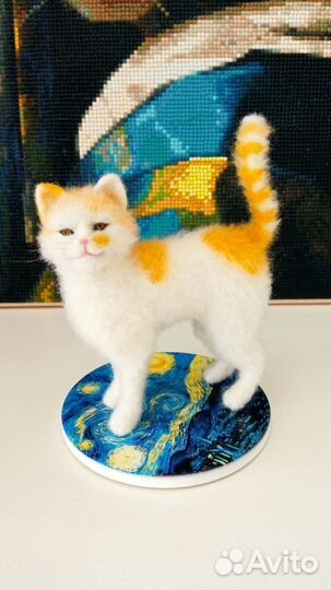 Котик, ручная работа, сувенир из шерсти