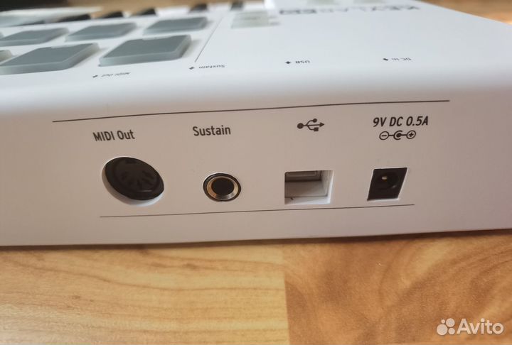 Midi клавиатура arturia keylab essential 49