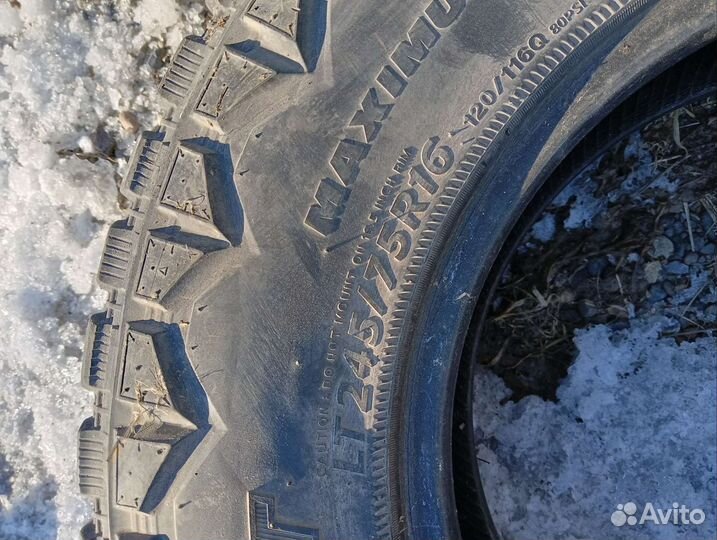 Hankook Dynamic 4x4 245/75 R16