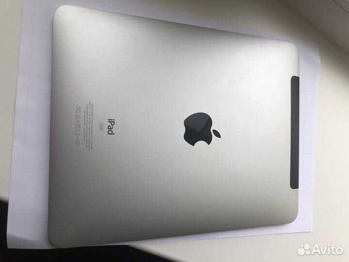 iPad 32GB + WiFi (A1337)