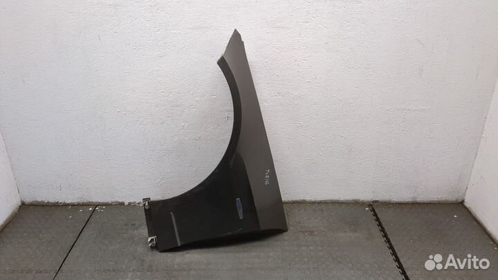 Крыло Mercedes E W212, 2009