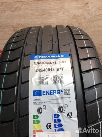 Triangle EffeXSport TH202 225/45 R18 и 245/40 R18 97Y